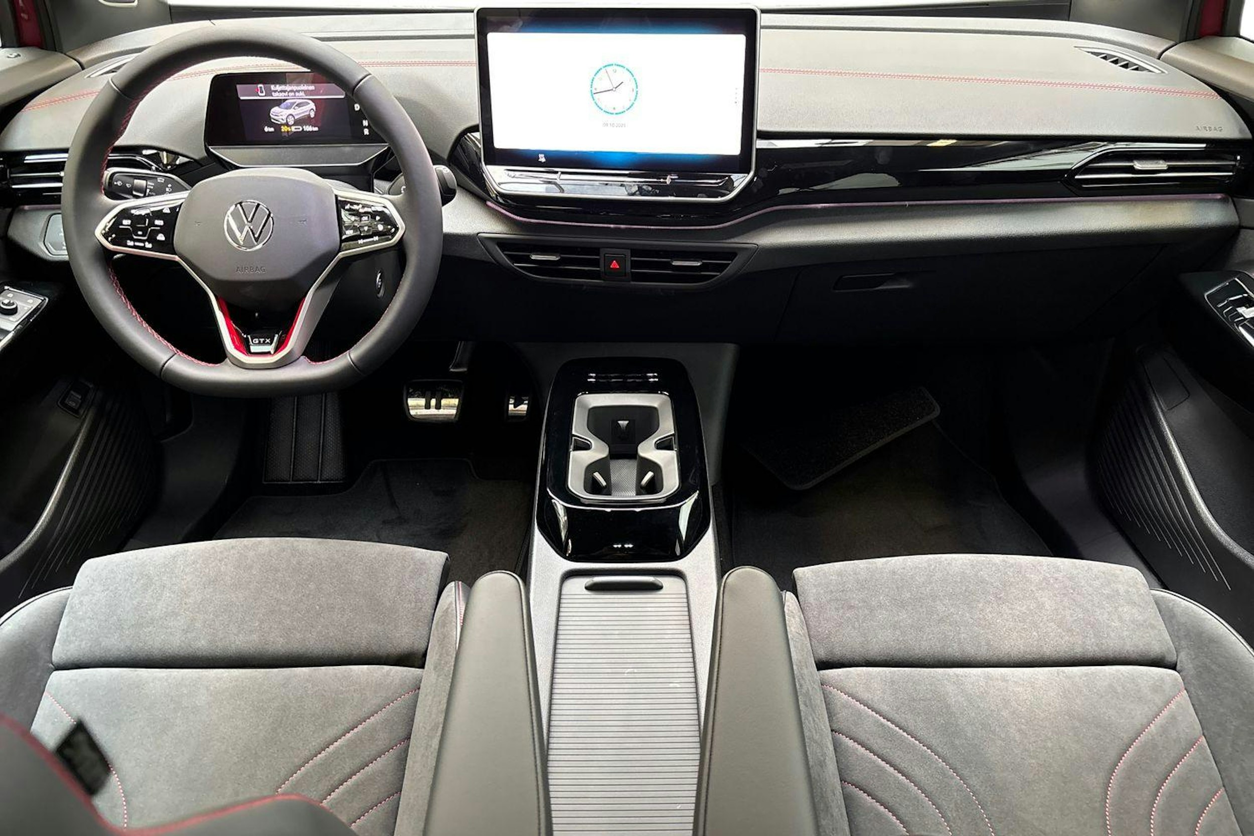 Punainen Volkswagen ID.4 2026 kuva 7.