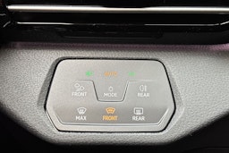 Punainen Volkswagen ID.4 2026 kuva 19.