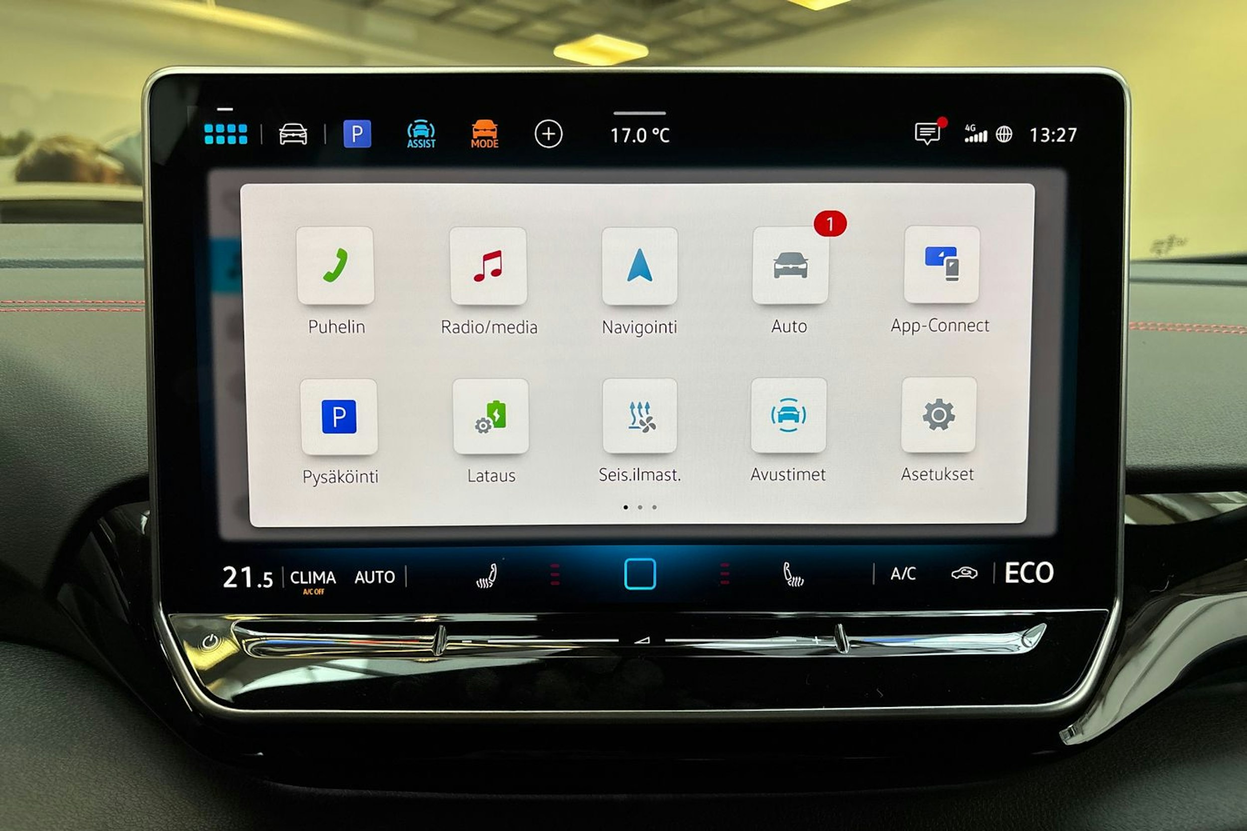 Punainen Volkswagen ID.4 2026 kuva 24.