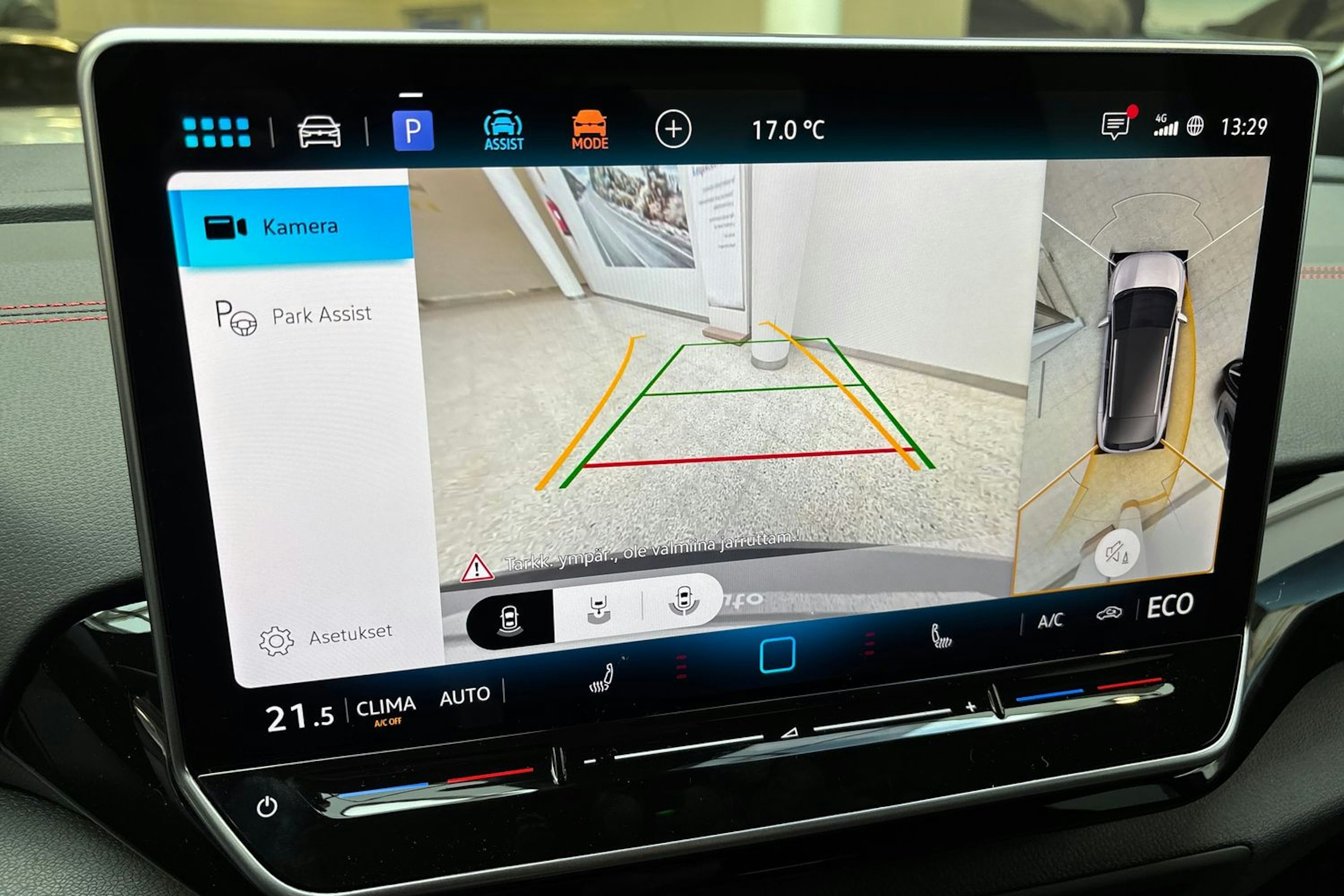 Punainen Volkswagen ID.4 2026 kuva 26.