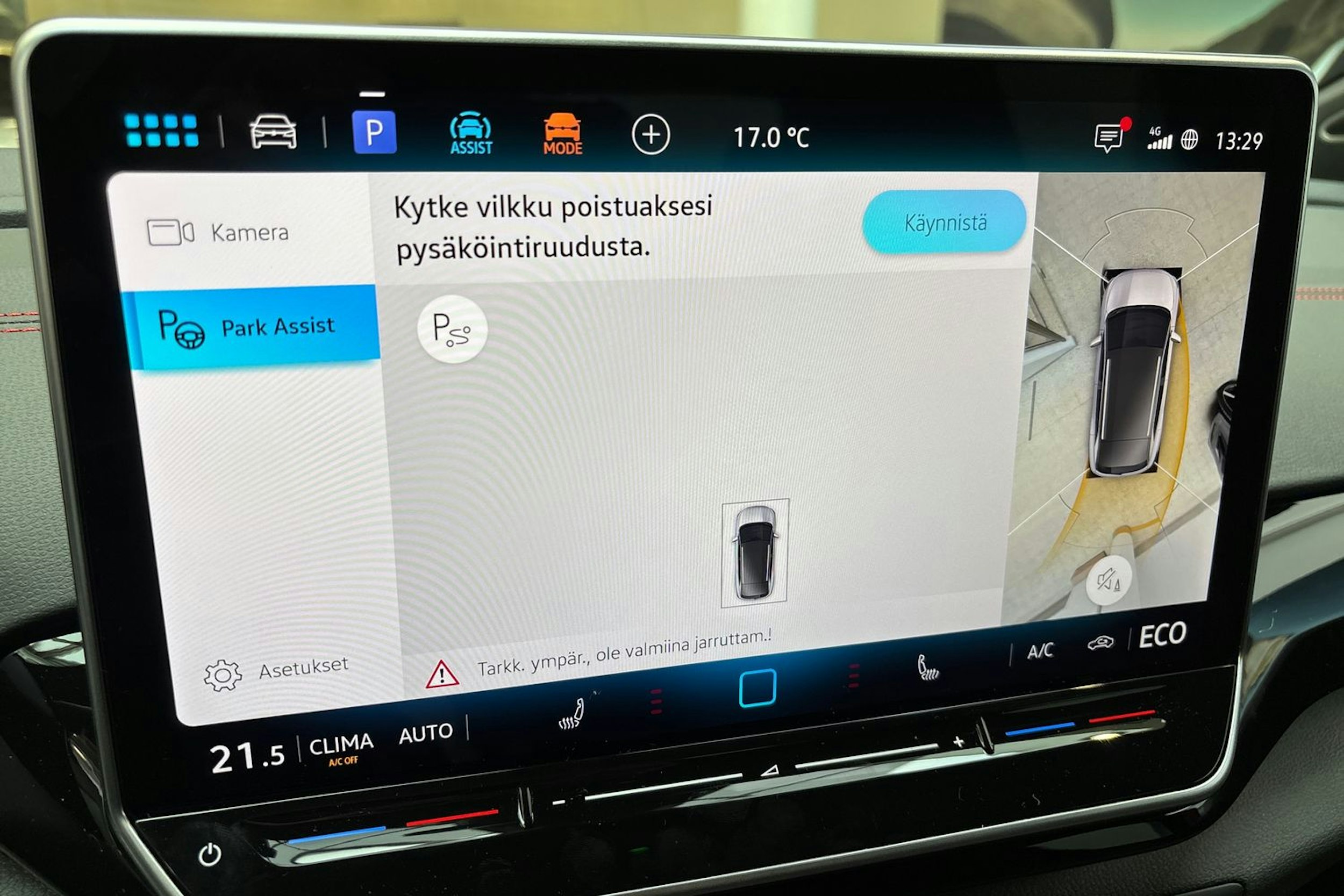 Punainen Volkswagen ID.4 2026 kuva 27.