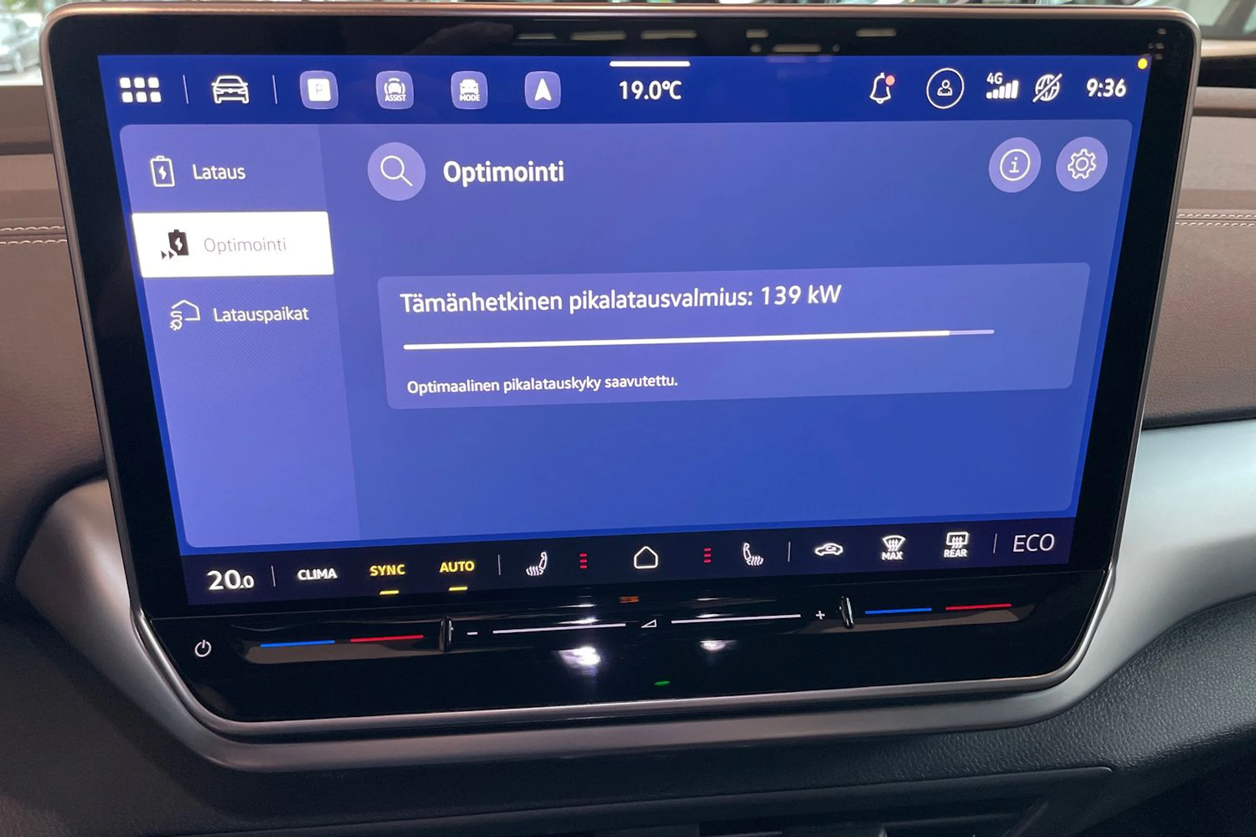 valkoinen Volkswagen ID.4 2026 kuva 12.