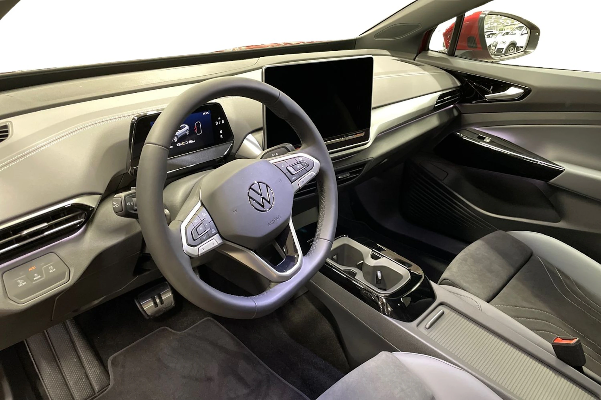 punainen Volkswagen ID.4 2026 kuva 6.