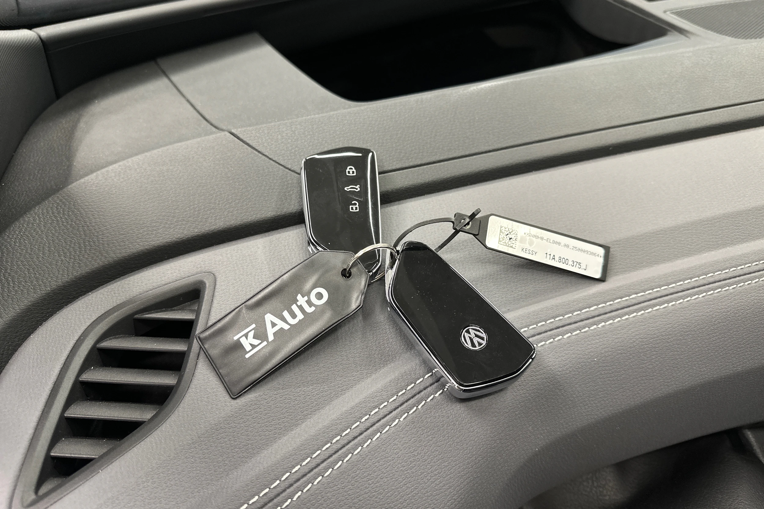 sininen Volkswagen ID.4 2026 kuva 32.