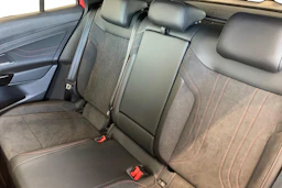 punainen Volkswagen ID.4 2026 kuva 8.