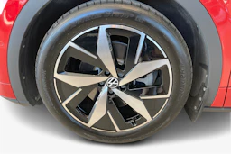 punainen Volkswagen ID.4 2026 kuva 9.