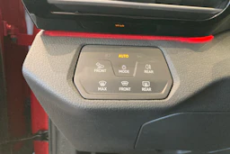 punainen Volkswagen ID.4 2026 kuva 15.