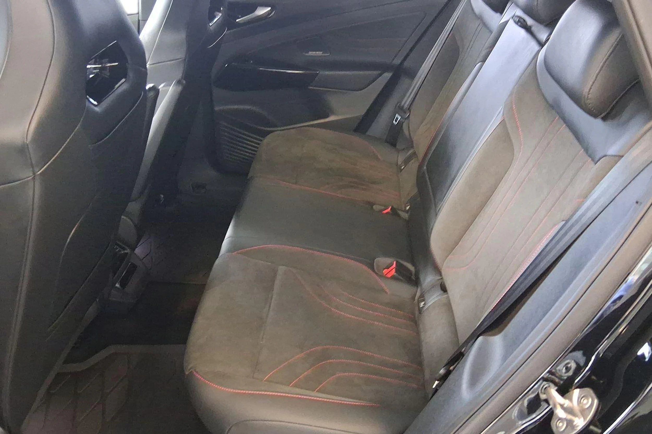 musta Volkswagen ID.4 2026 kuva 11.