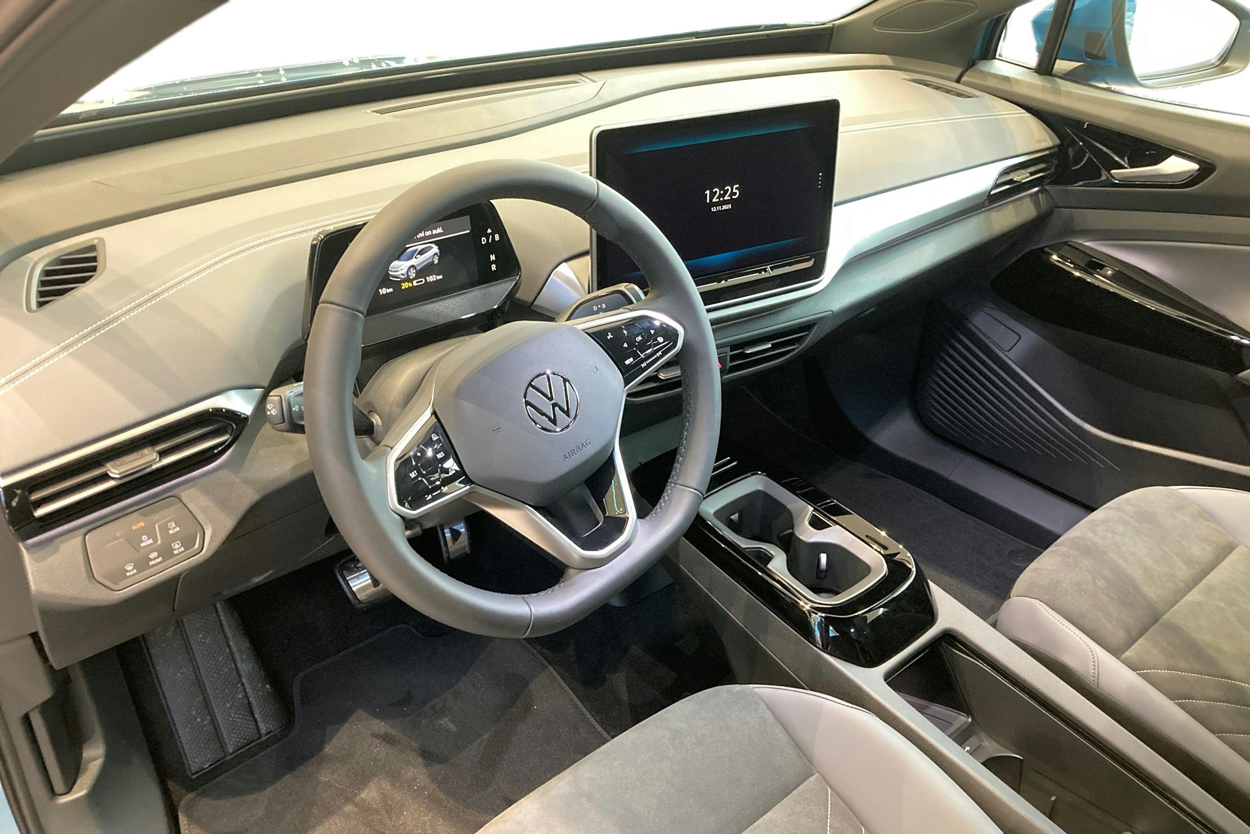 sininen Volkswagen ID.4 2026 kuva 7.