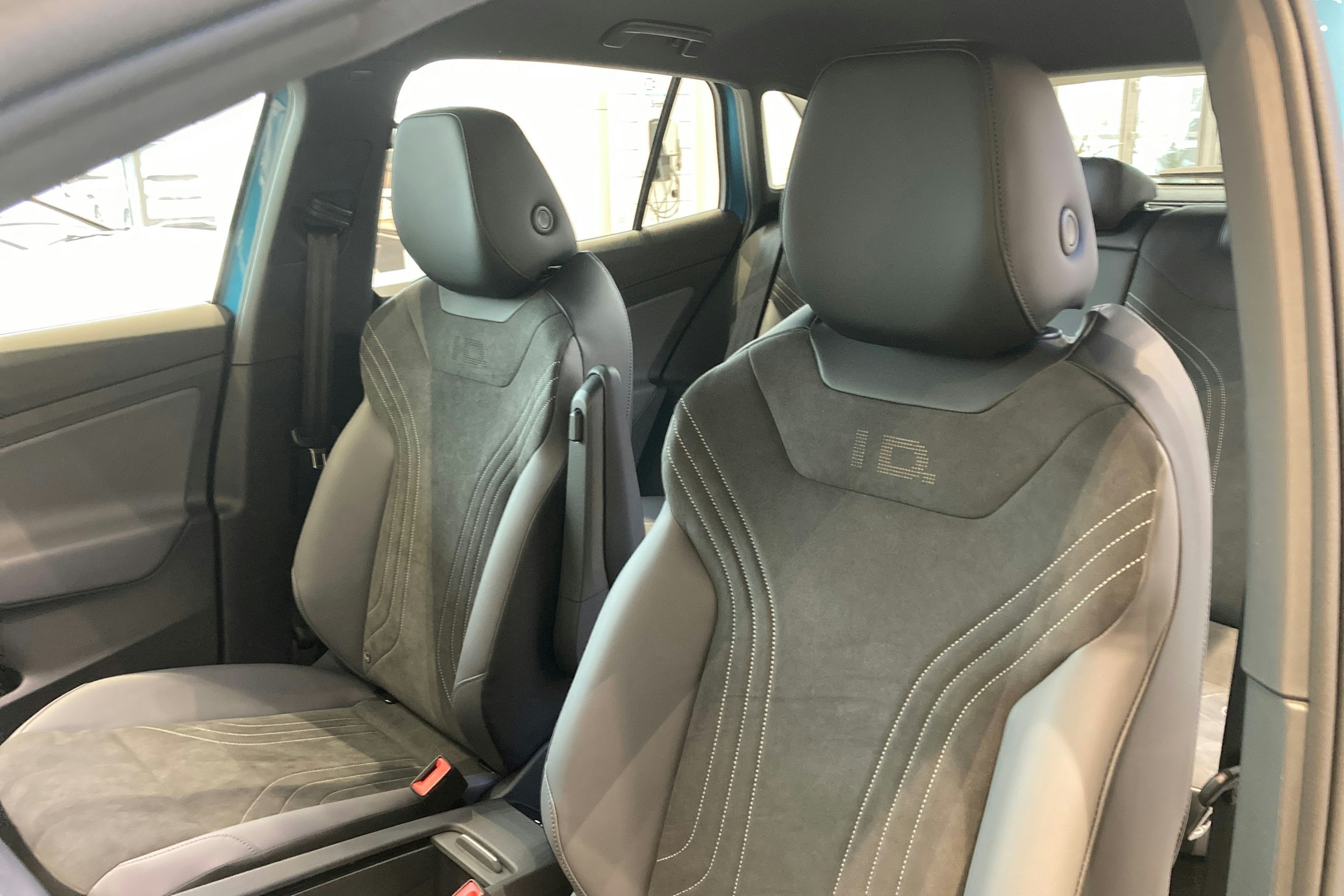 sininen Volkswagen ID.4 2026 kuva 12.