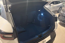 valkoinen Volkswagen ID.4 2026 kuva 12.