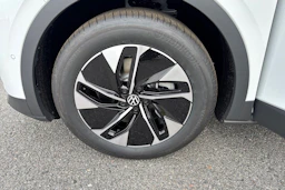 valkoinen Volkswagen ID.4 2026 kuva 10.