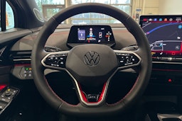 met. musta Volkswagen ID.4 2026 kuva 16.