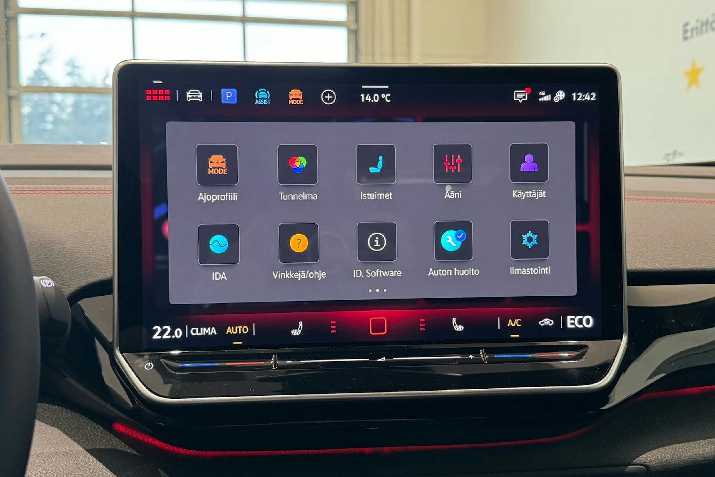 met. musta Volkswagen ID.4 2026 kuva 20.