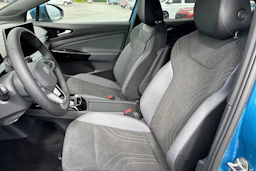 sininen Volkswagen ID.4 2026 kuva 19.