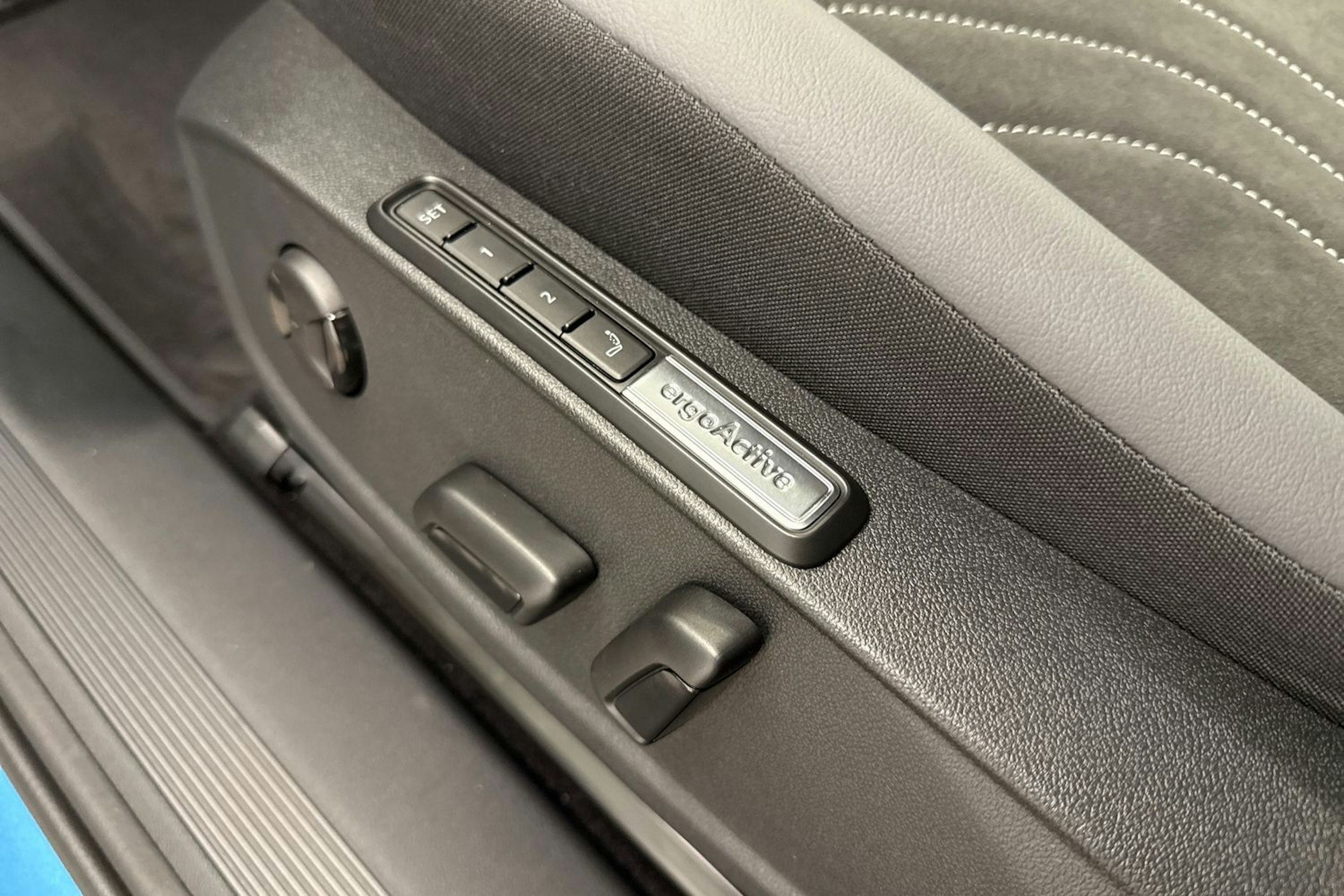 met. sininen Volkswagen ID.4 2026 kuva 9.