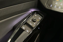 sininen Volkswagen ID.4 2026 kuva 15.