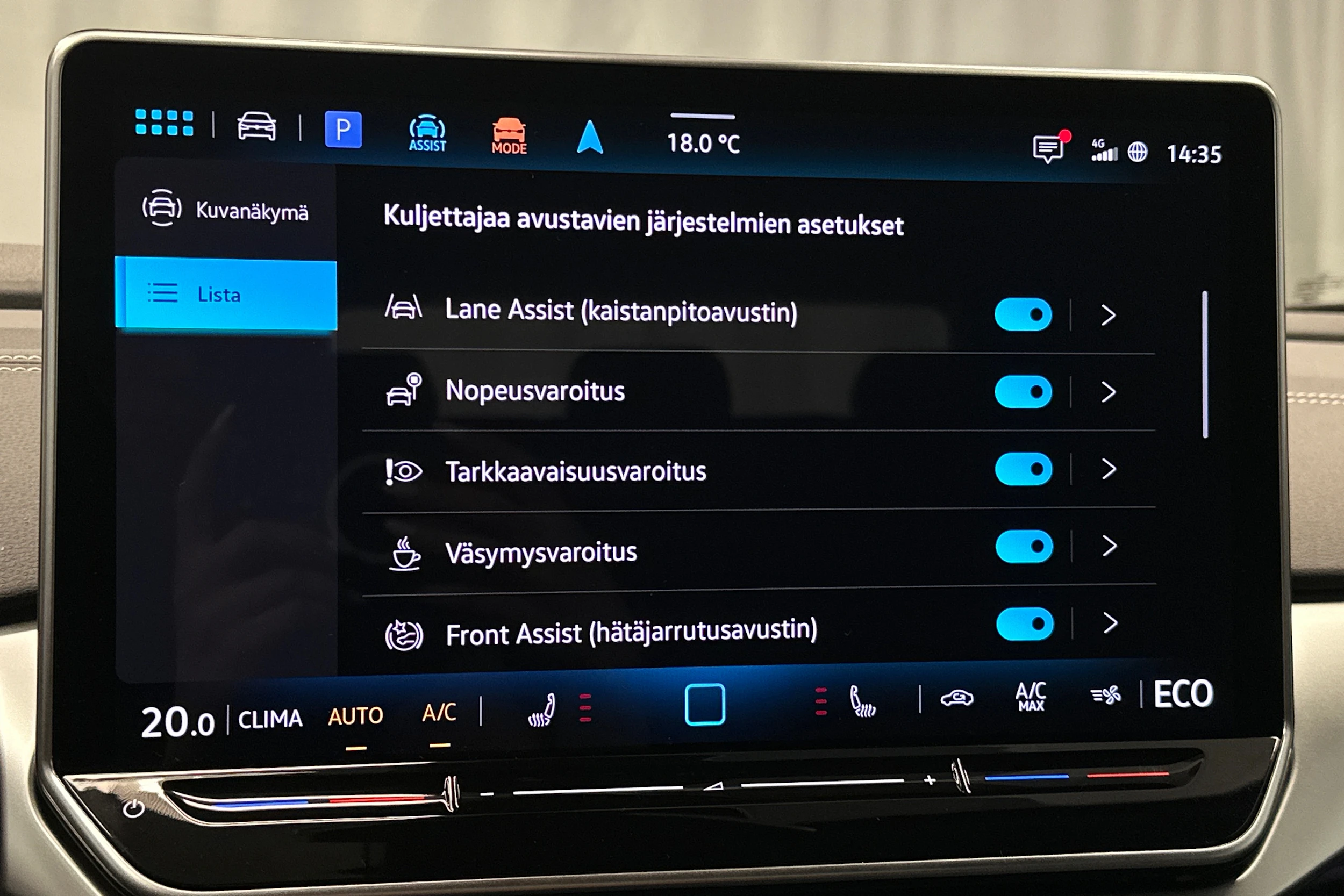 sininen Volkswagen ID.4 2026 kuva 29.