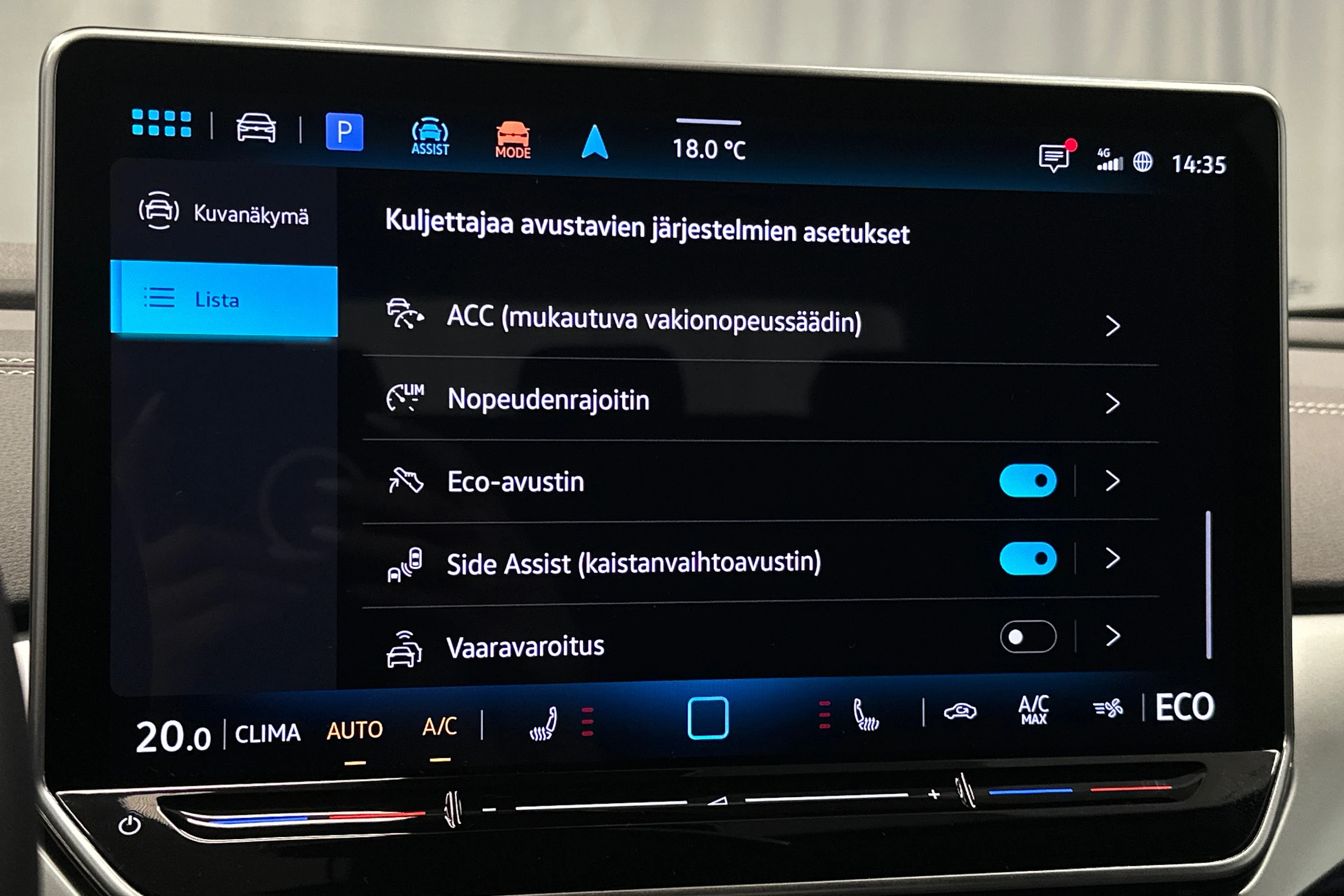 sininen Volkswagen ID.4 2026 kuva 30.