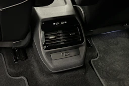 sininen Volkswagen ID.4 2026 kuva 34.