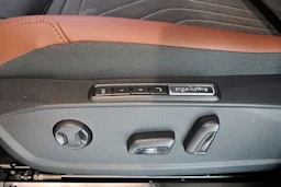 harmaa Volkswagen ID.4 2026 kuva 15.