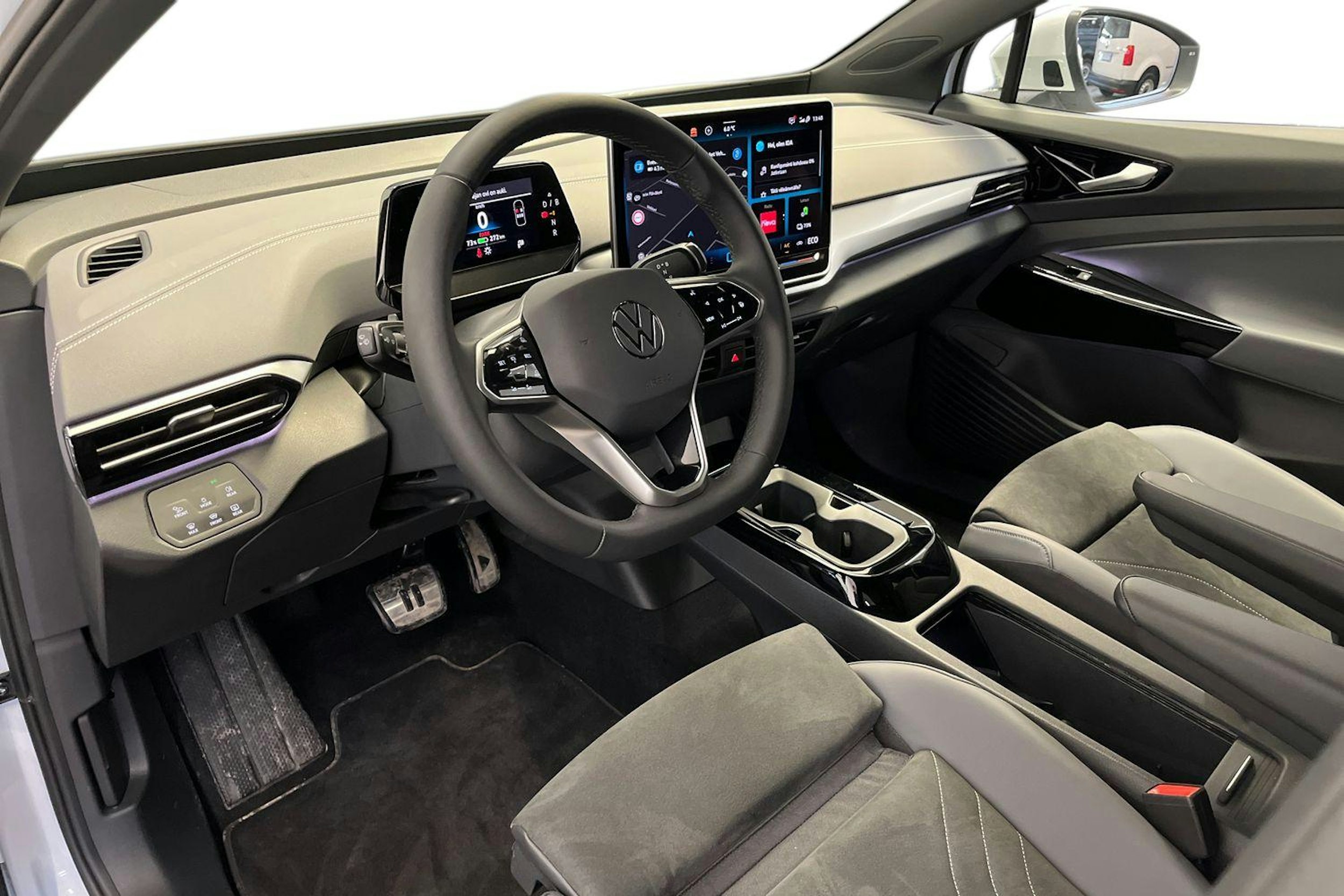 valkoinen Volkswagen ID.4 2026 kuva 6.