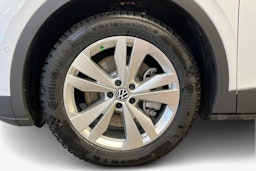 valkoinen Volkswagen ID.4 2026 kuva 9.