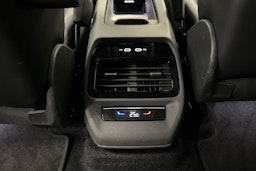 valkoinen Volkswagen ID.4 2026 kuva 12.