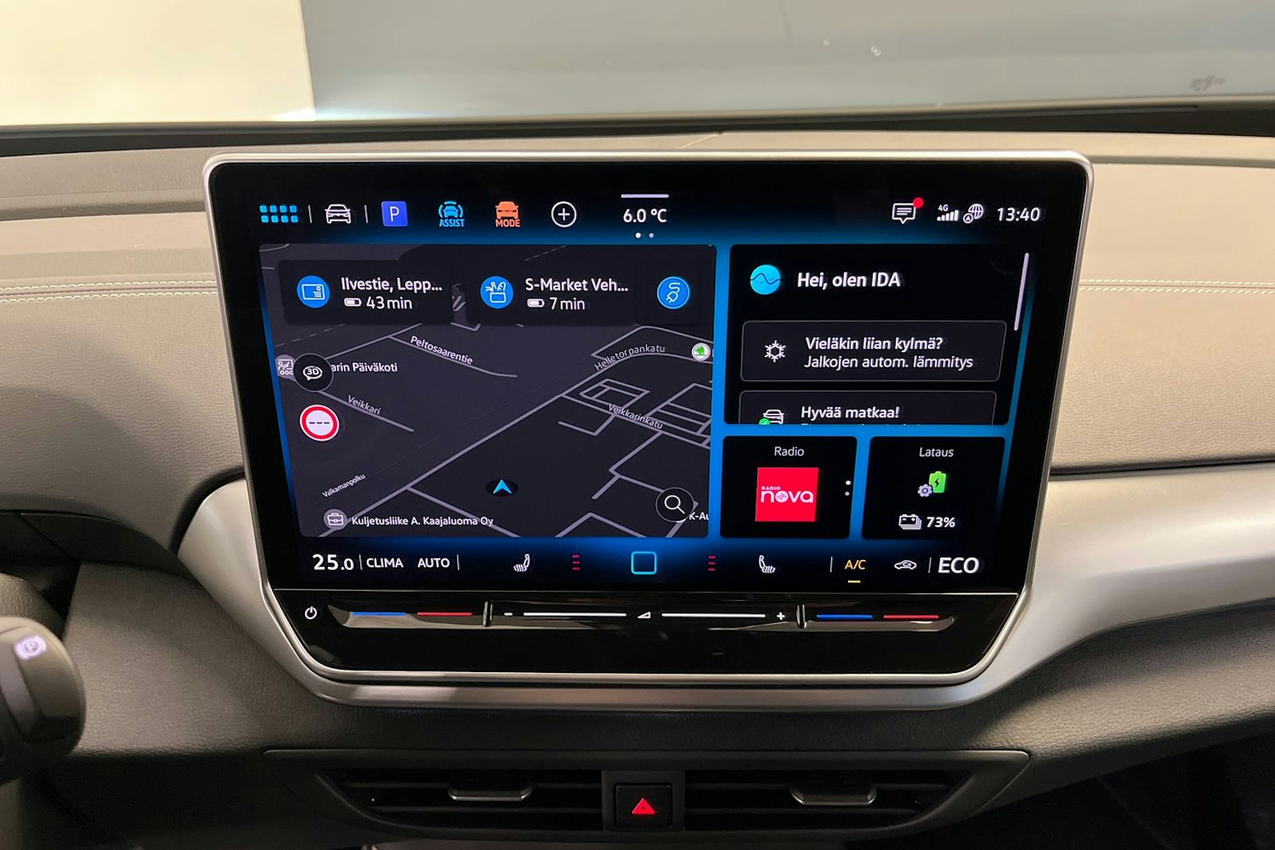 valkoinen Volkswagen ID.4 2026 kuva 14.