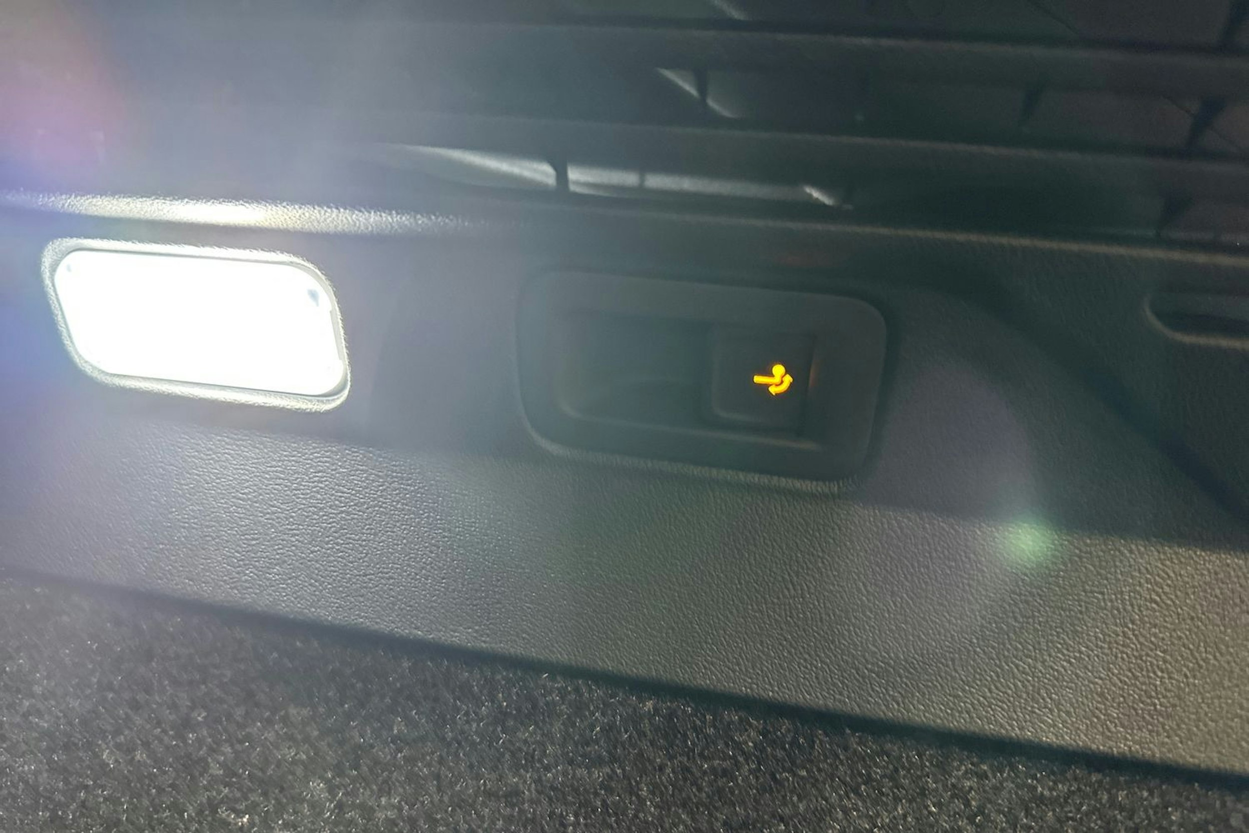 harmaa Volkswagen ID.4 2026 kuva 13.