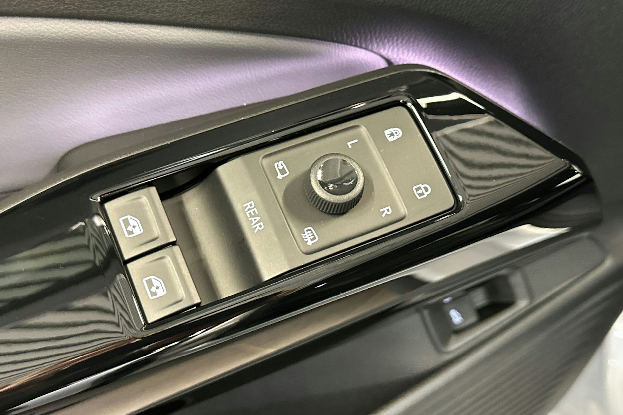 harmaa Volkswagen ID.4 2026 kuva 14.