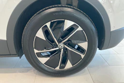 valkoinen Volkswagen ID.4 2026 kuva 10.