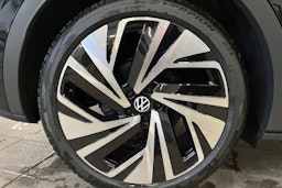 musta Volkswagen ID.4 2026 kuva 10.