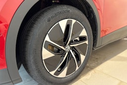 punainen Volkswagen ID.4 2026 kuva 10.