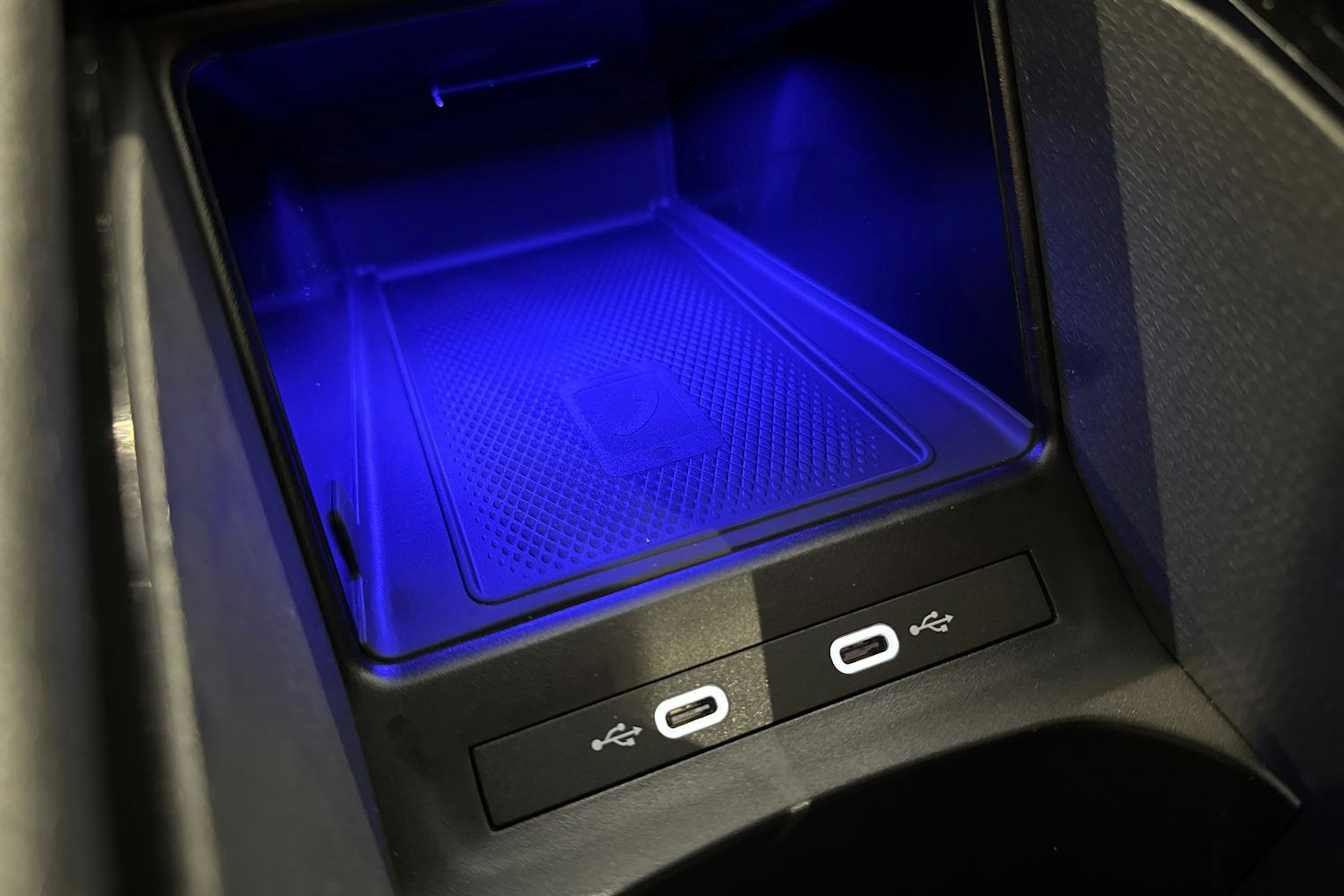 met. sininen Volkswagen ID.4 2026 kuva 31.