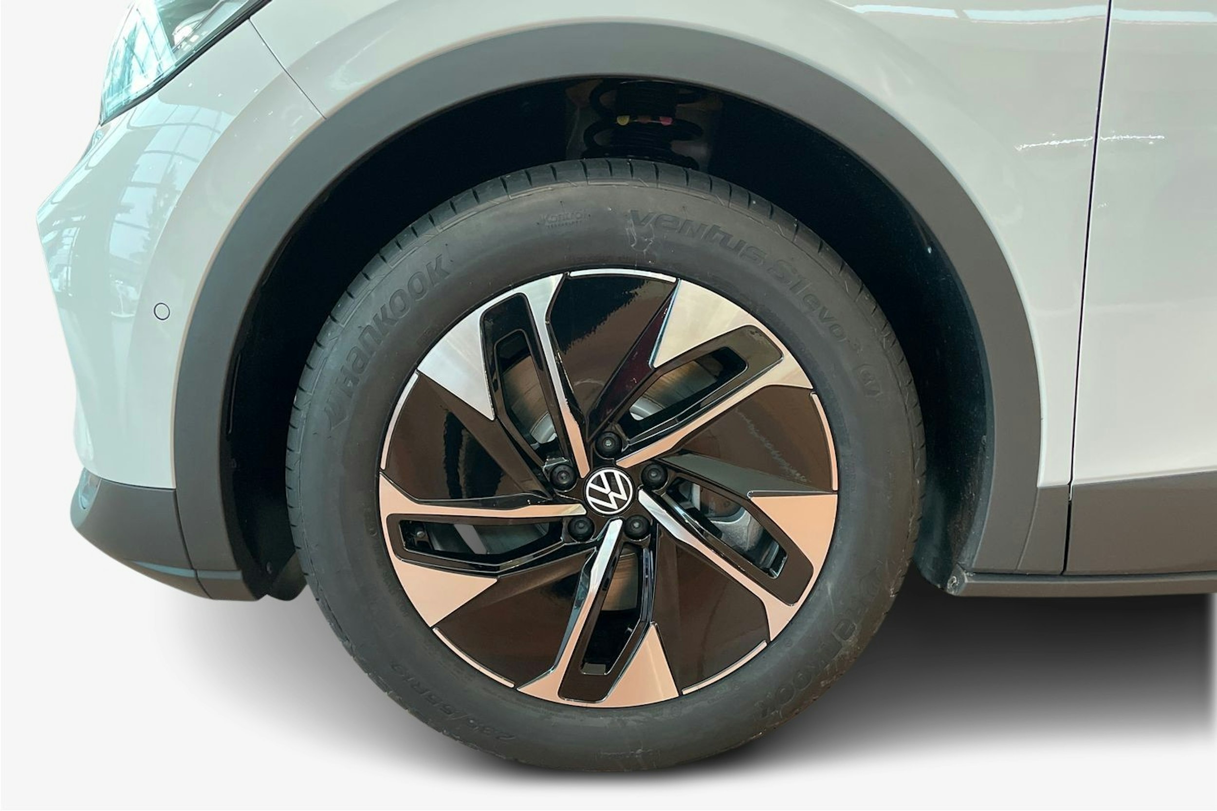 valkoinen Volkswagen ID.4 2026 kuva 9.