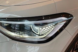 valkoinen Volkswagen ID.4 2026 kuva 11.