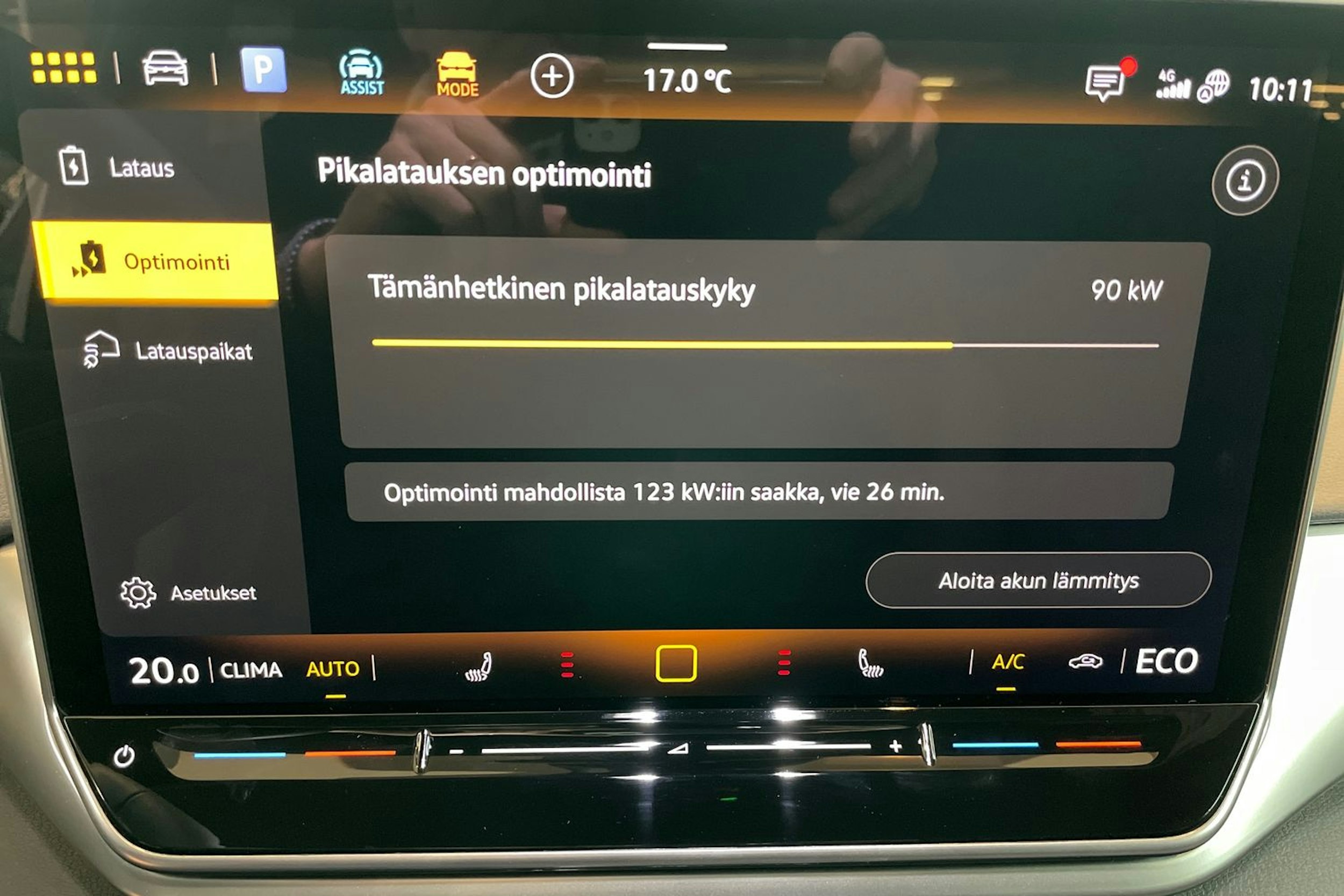 valkoinen Volkswagen ID.4 2026 kuva 14.