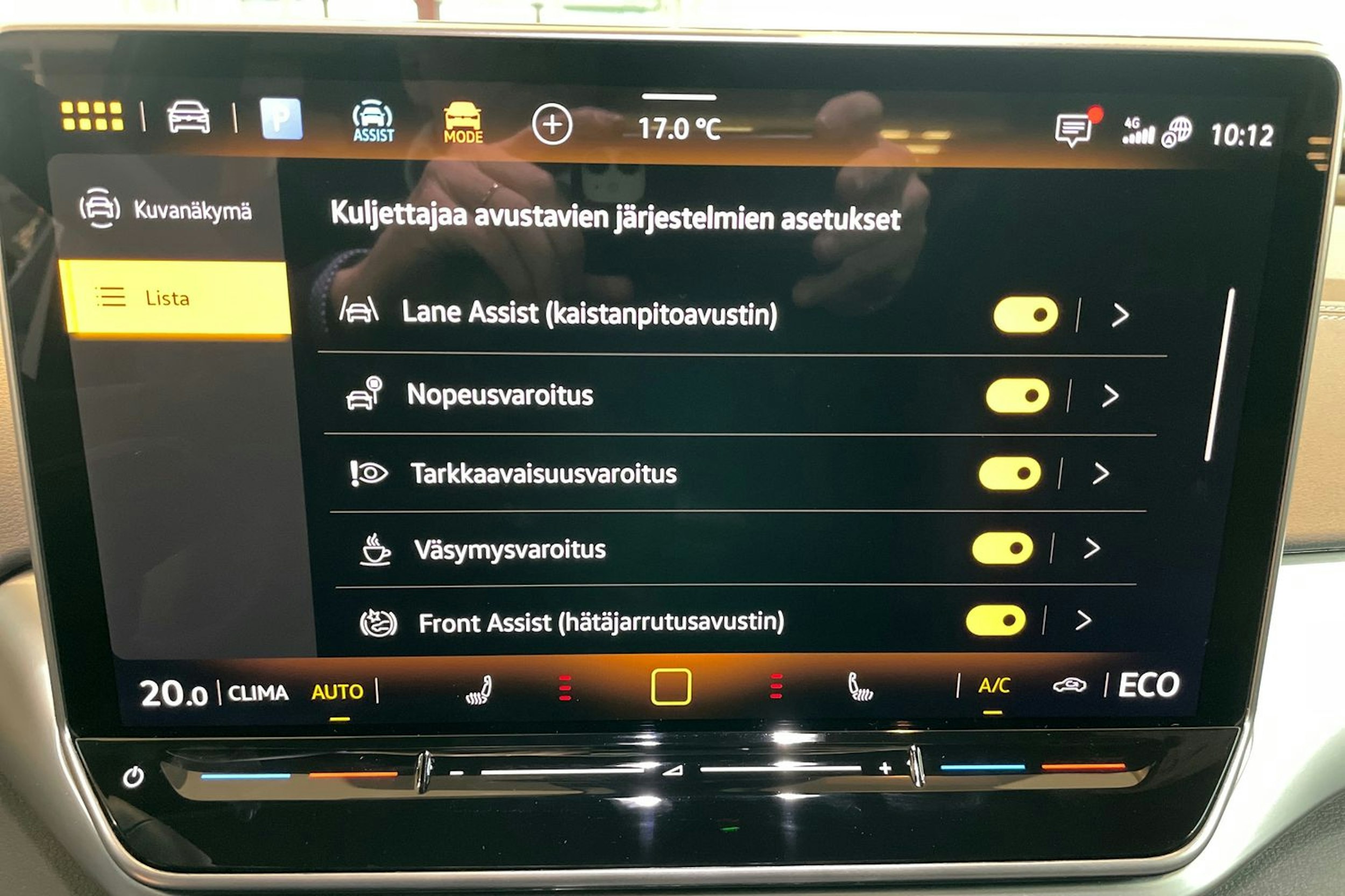 valkoinen Volkswagen ID.4 2026 kuva 17.