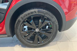 Punainen Volkswagen ID.4 2026 kuva 10.