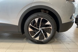 met. harmaa Volkswagen ID.4 2026 kuva 10.