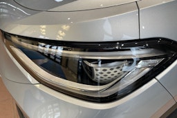 met. harmaa Volkswagen ID.4 2026 kuva 16.