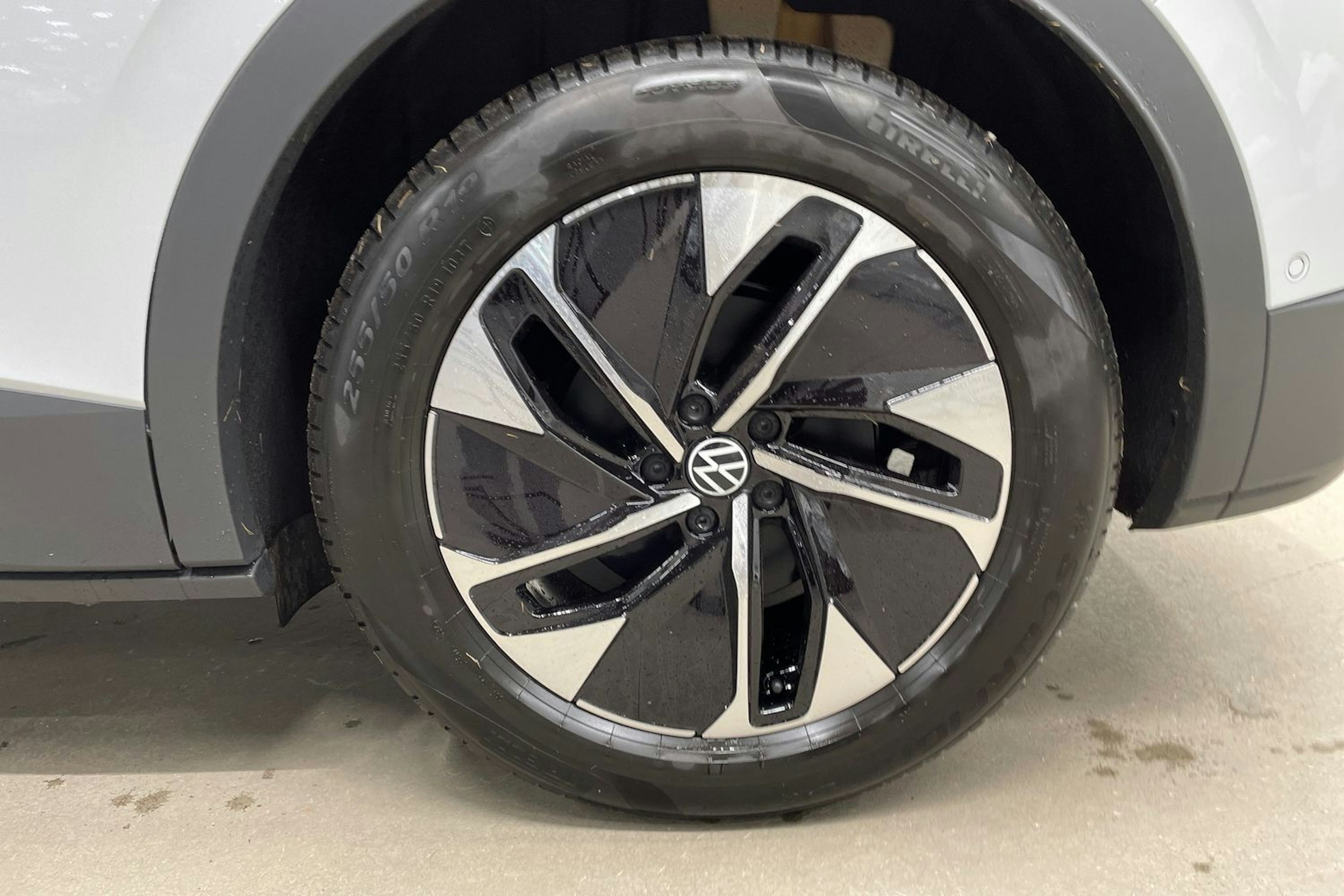 valkoinen Volkswagen ID.4 2026 kuva 13.