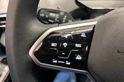 punainen Volkswagen ID.4 2026 kuva 15.