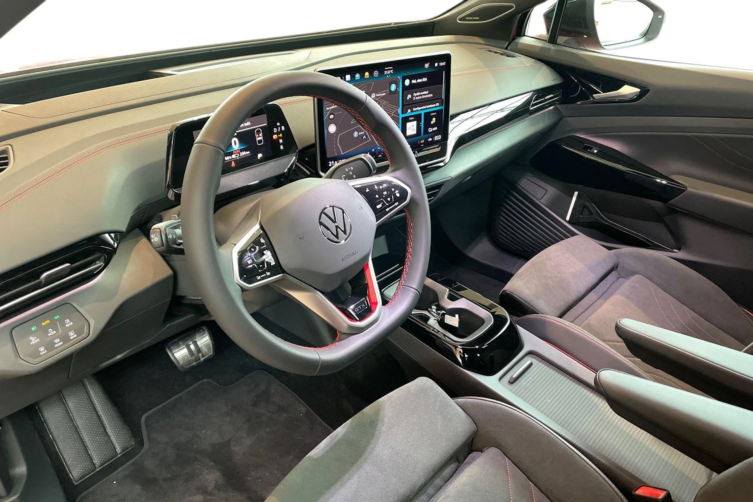 punainen Volkswagen ID.4 2026 kuva 6.