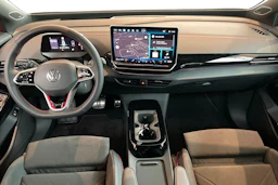 punainen Volkswagen ID.4 2026 kuva 7.