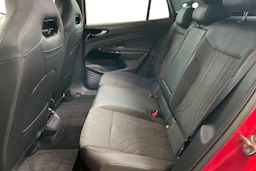 punainen Volkswagen ID.4 2026 kuva 8.