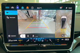 punainen Volkswagen ID.4 2026 kuva 13.