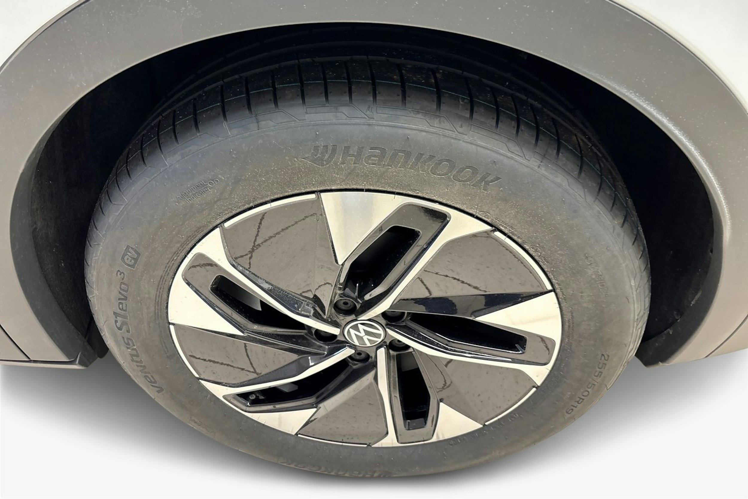 valkoinen Volkswagen ID.4 2026 kuva 9.