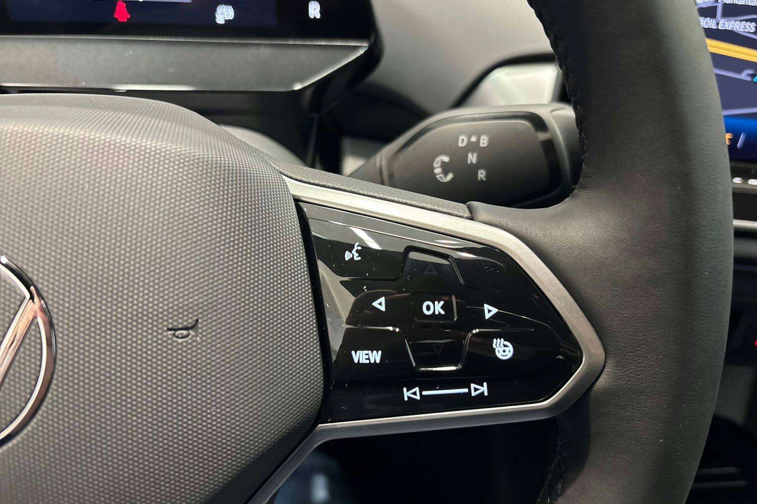 valkoinen Volkswagen ID.4 2026 kuva 12.